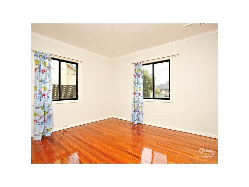 1/4 Warnock Street, Broadmeadows VIC 3047