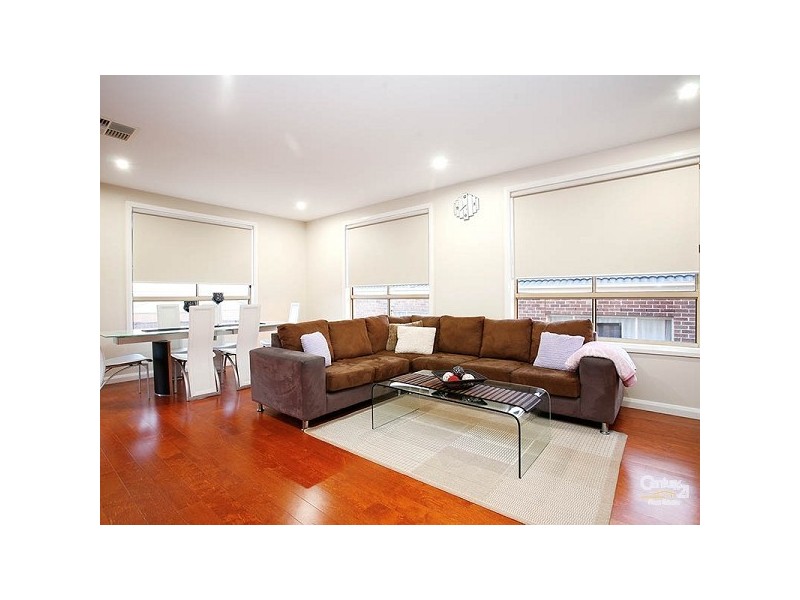 23 Lysterfield Drive, Greenvale VIC 3059