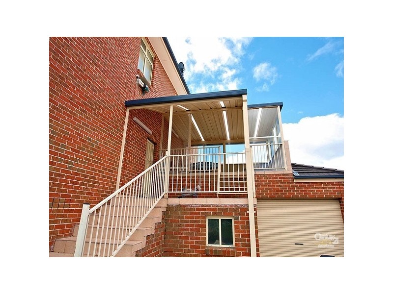 8 Grange Rise, Craigieburn VIC 3064