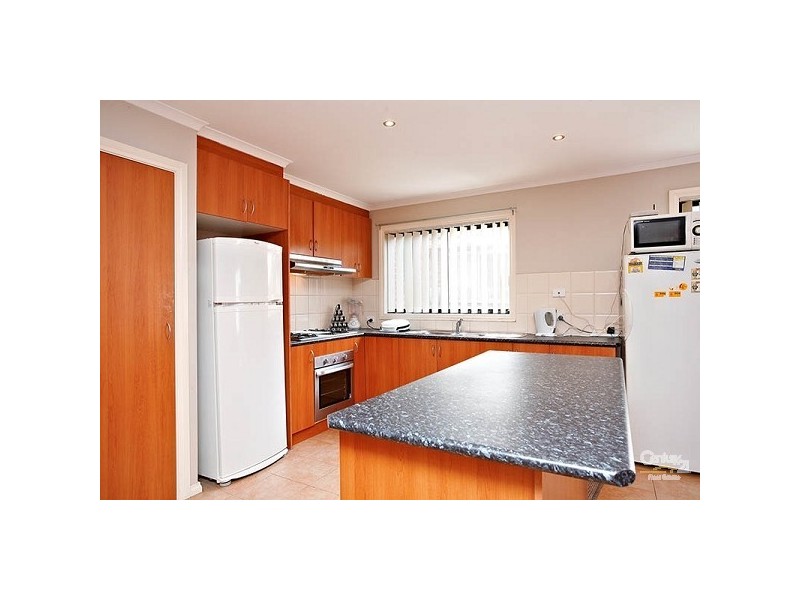 13 Roycroft Road, Roxburgh Park VIC 3064