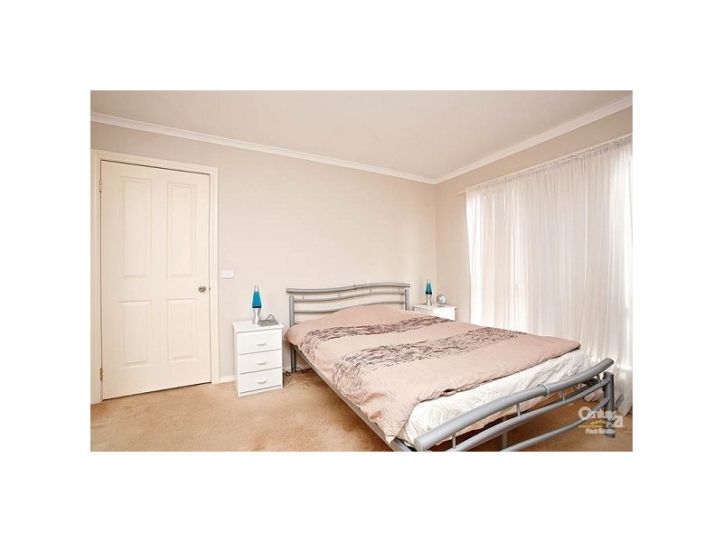 13 Roycroft Road, Roxburgh Park VIC 3064