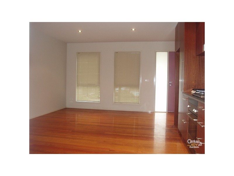 4/24 Noordenne Avenue, Seaholme VIC 3018