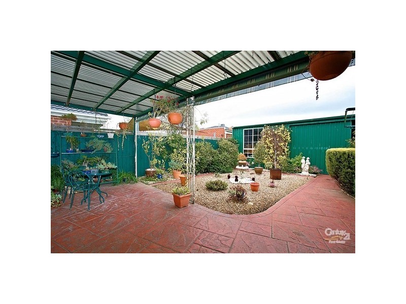 47 Almands Avenue, Roxburgh Park VIC 3064