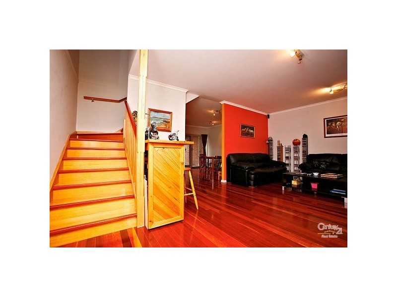 11 Meadowbank Lane, Craigieburn VIC 3064