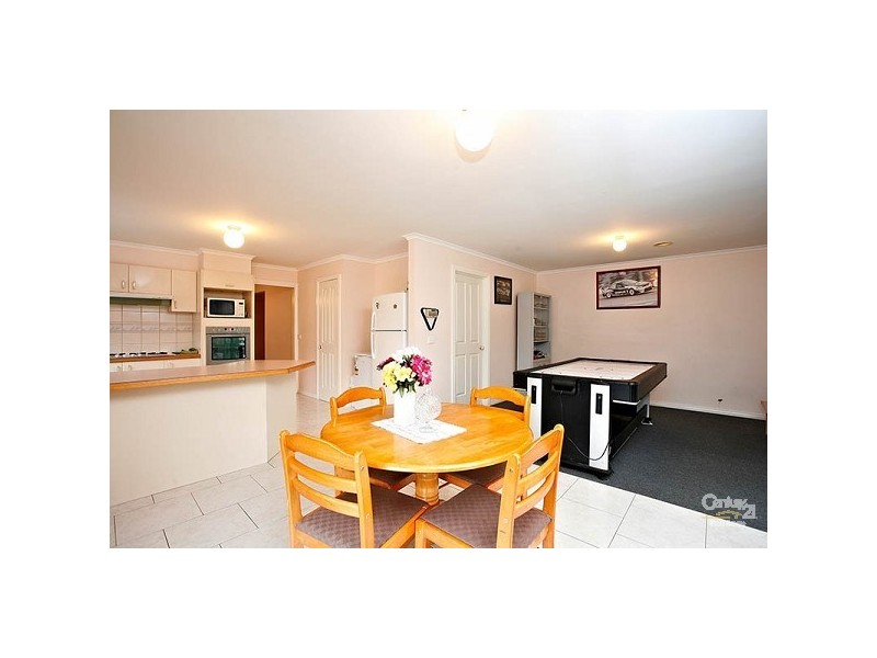 70 Dianne Avenue, Craigieburn VIC 3064
