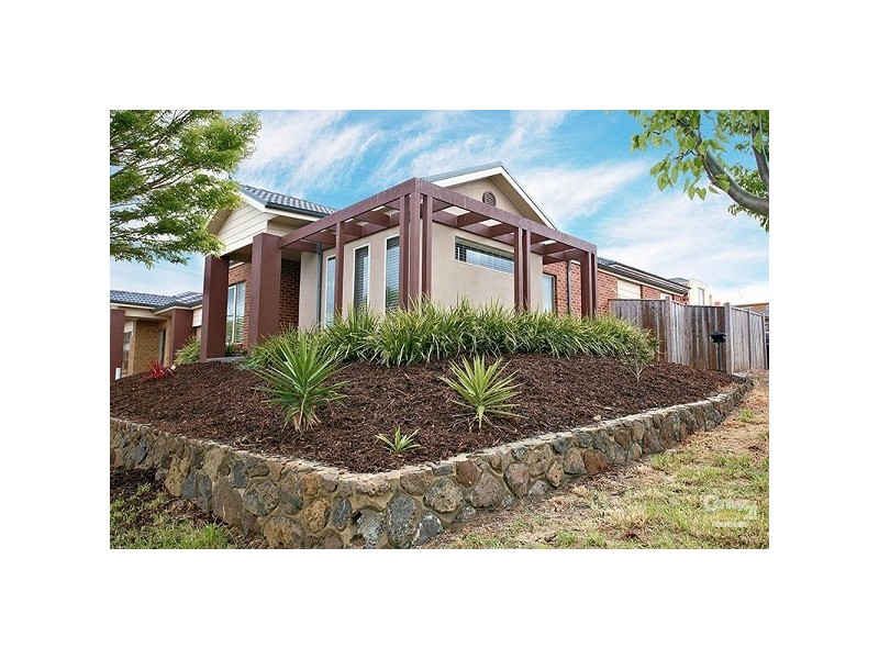 2 Meads Lane, Craigieburn VIC 3064