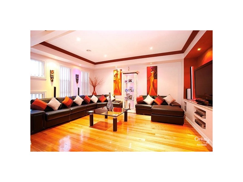 13 Girraween Crescent, Craigieburn VIC 3064