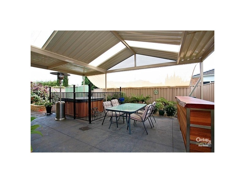 15 Liverpool Circuit, Craigieburn VIC 3064