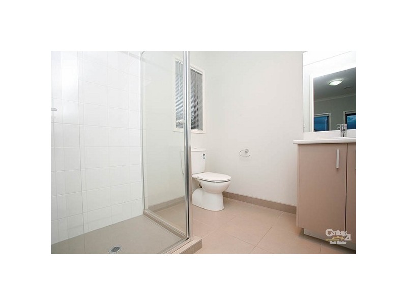 10 Aura Way, Craigieburn VIC 3064