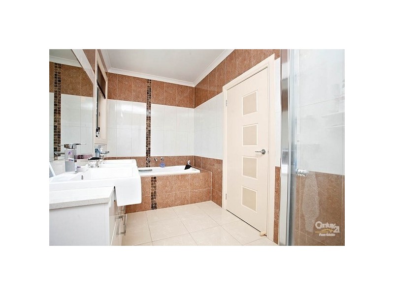 27 Serendip Crescent, Greenvale VIC 3059