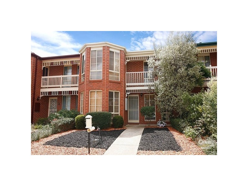 45 Almands Avenue, Roxburgh Park VIC 3064