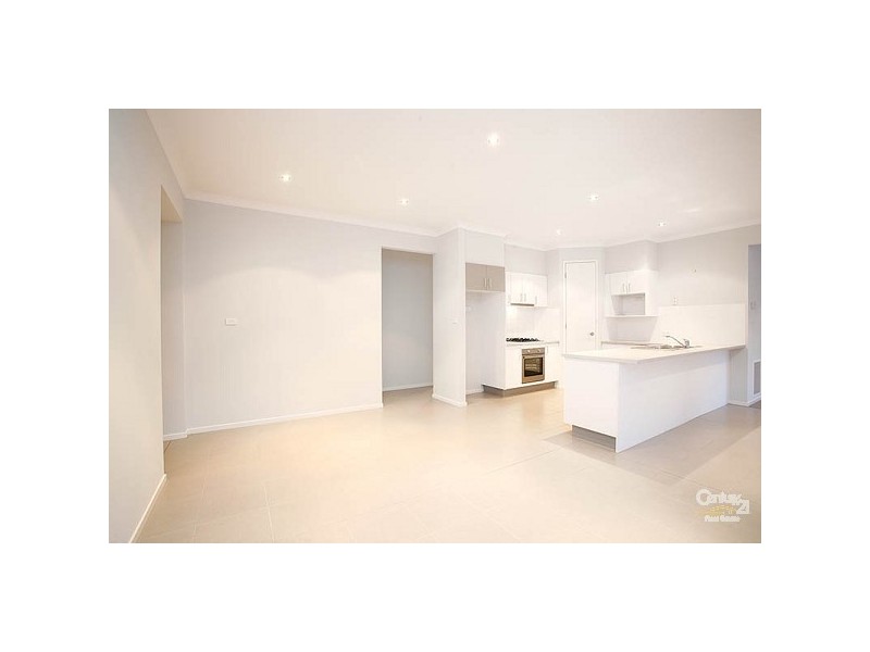 10 Aura Way, Craigieburn VIC 3064