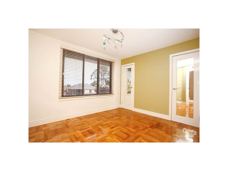 8A Finchley Avenue, Glenroy VIC 3046