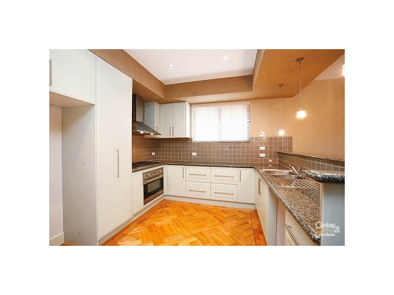 8A Finchley Avenue, Glenroy VIC 3046