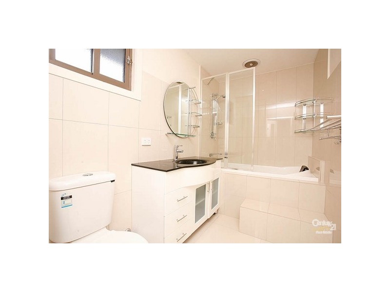 8A Finchley Avenue, Glenroy VIC 3046