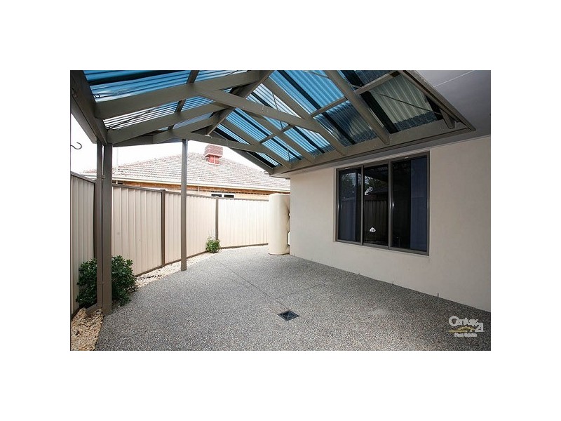 8A Finchley Avenue, Glenroy VIC 3046