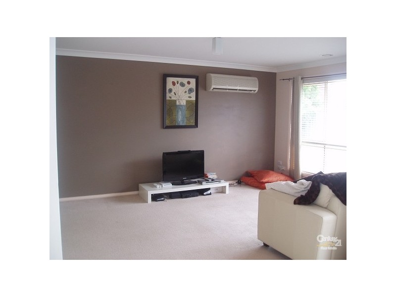 42 Parkin Avenue, Caroline Springs VIC 3023