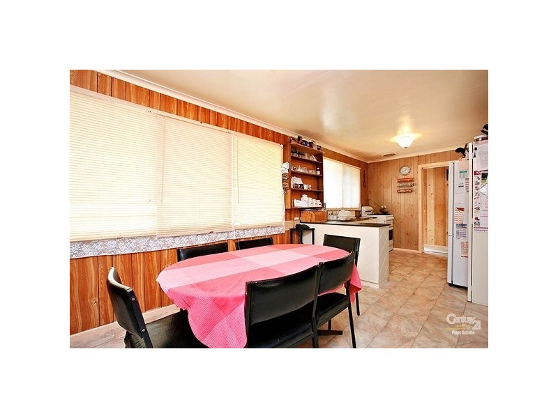 17 Ethel Street, Oak Park VIC 3046