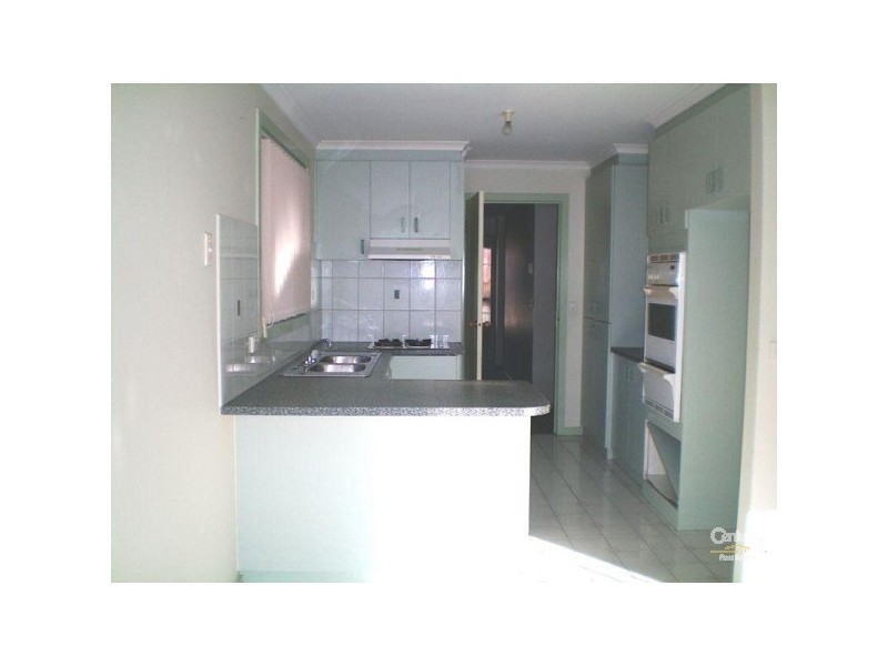 16 Parker Court, Roxburgh Park VIC 3064