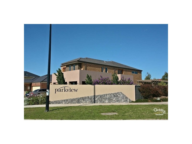 2 Royal Park Way, Craigieburn VIC 3064