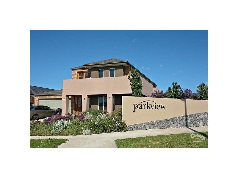 2 Royal Park Way, Craigieburn VIC 3064