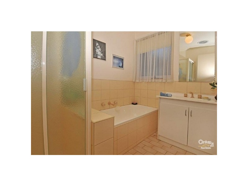 9 Amber Court, Pascoe Vale VIC 3044