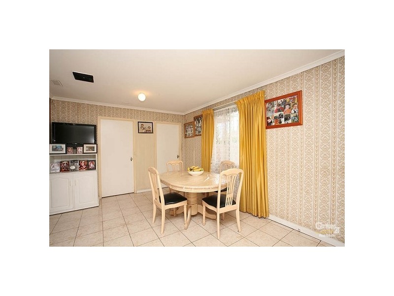 16 Norval Crescent, Coolaroo VIC 3048