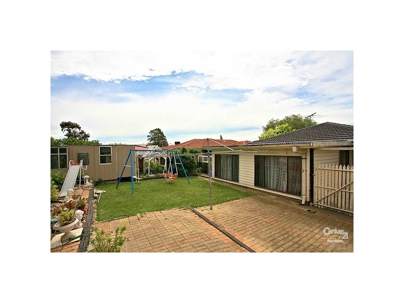 16 Norval Crescent, Coolaroo VIC 3048