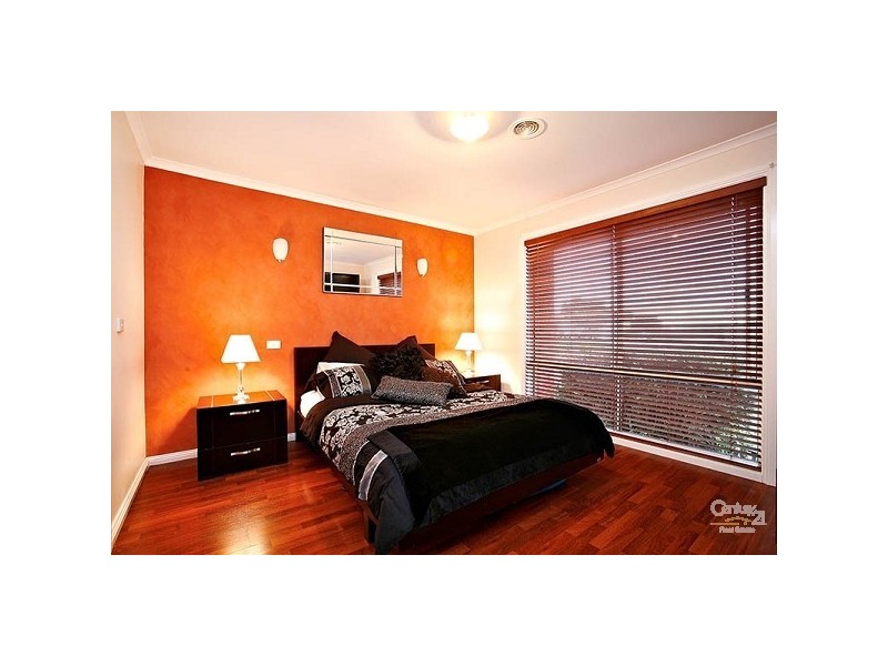 31 Marne Drive, Roxburgh Park VIC 3064