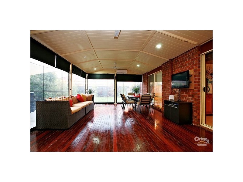 31 Marne Drive, Roxburgh Park VIC 3064