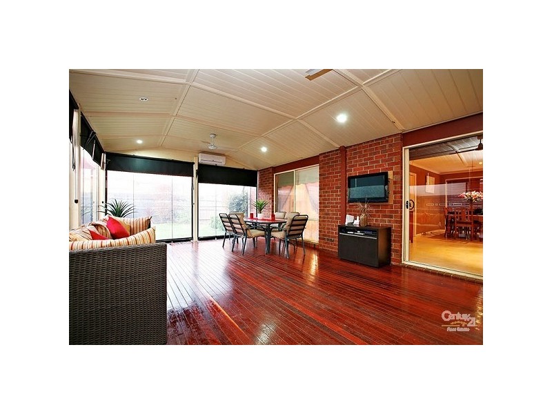 31 Marne Drive, Roxburgh Park VIC 3064