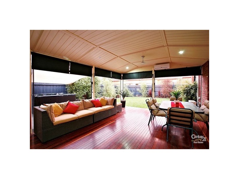 31 Marne Drive, Roxburgh Park VIC 3064