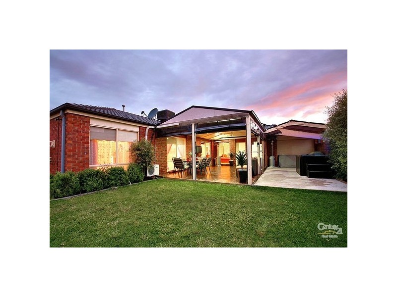 31 Marne Drive, Roxburgh Park VIC 3064