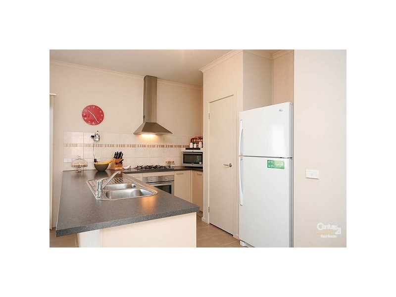 2 Meads Lane, Craigieburn VIC 3064