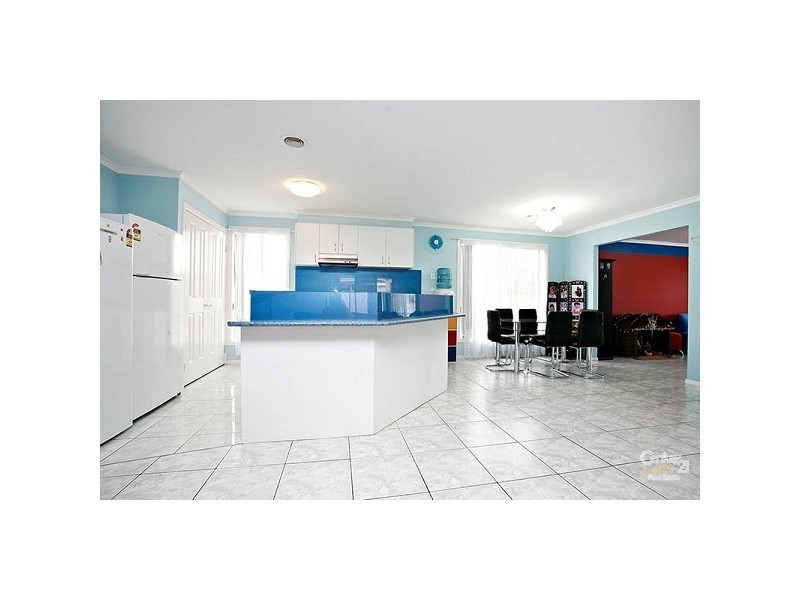 52 Rio Grande Drive, Roxburgh Park VIC 3064