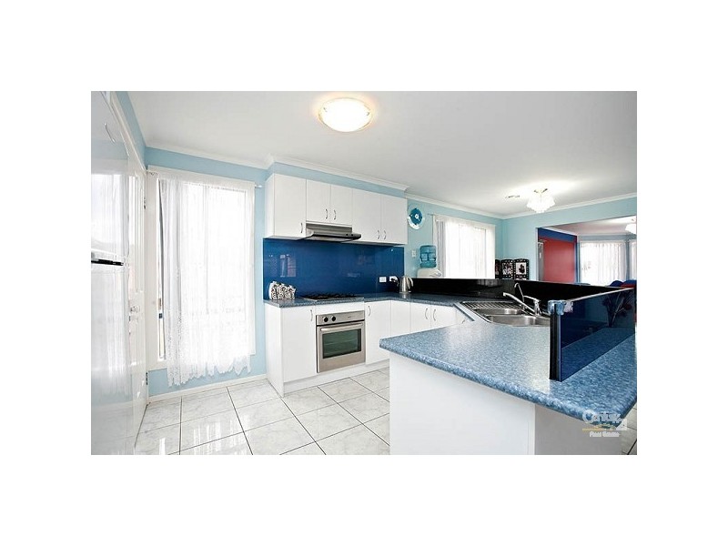 52 Rio Grande Drive, Roxburgh Park VIC 3064