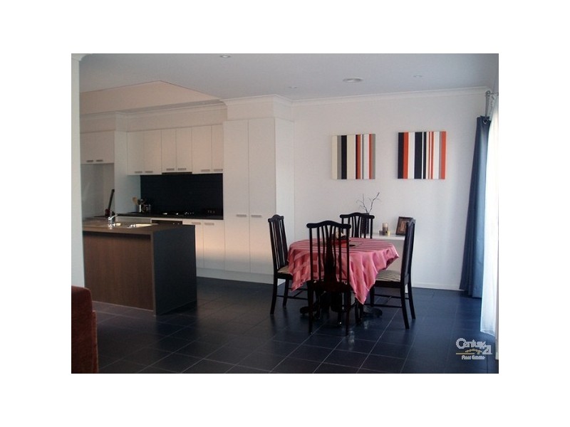 10 Helios Walk, Epping VIC 3076