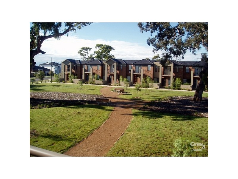 10 Helios Walk, Epping VIC 3076