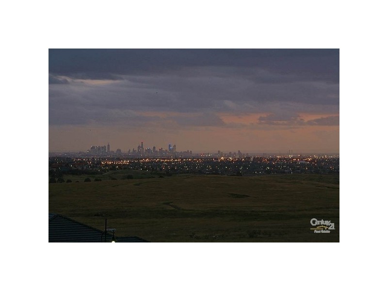 7 Hawkstowe Crescent, Greenvale VIC 3059