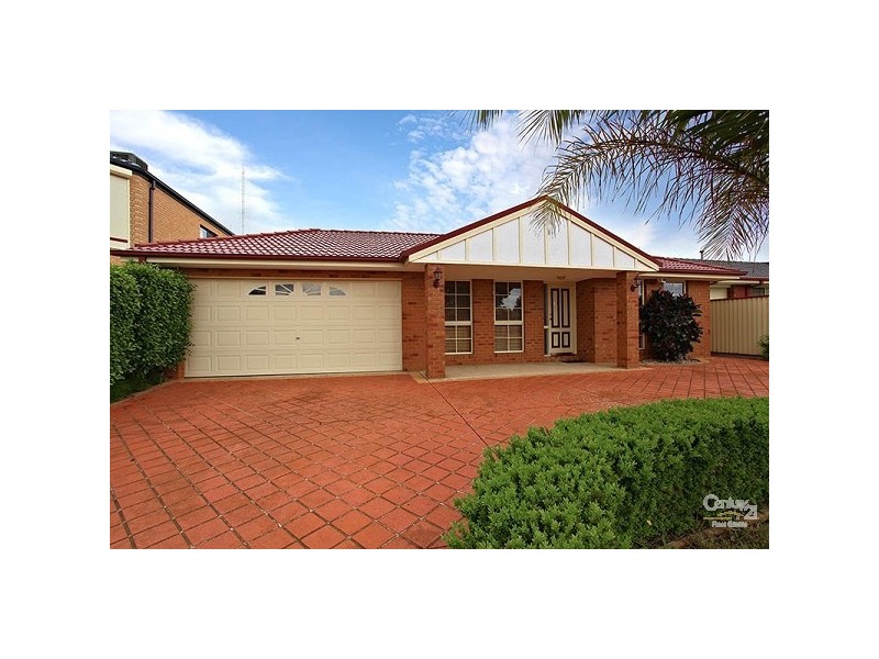 44 Rio Grande Drive, Roxburgh Park VIC 3064