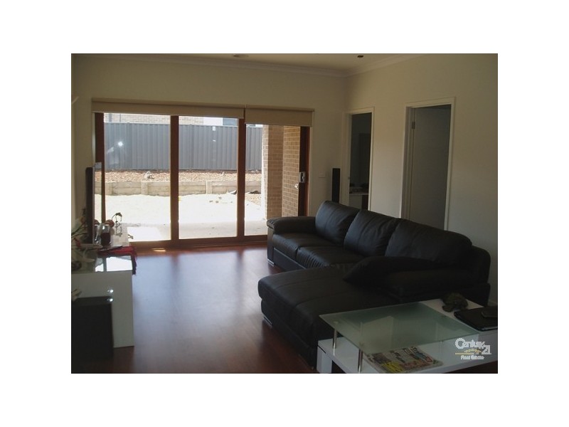 14 Cradle Mountain Drive, Craigieburn VIC 3064