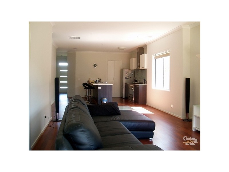 14 Cradle Mountain Drive, Craigieburn VIC 3064