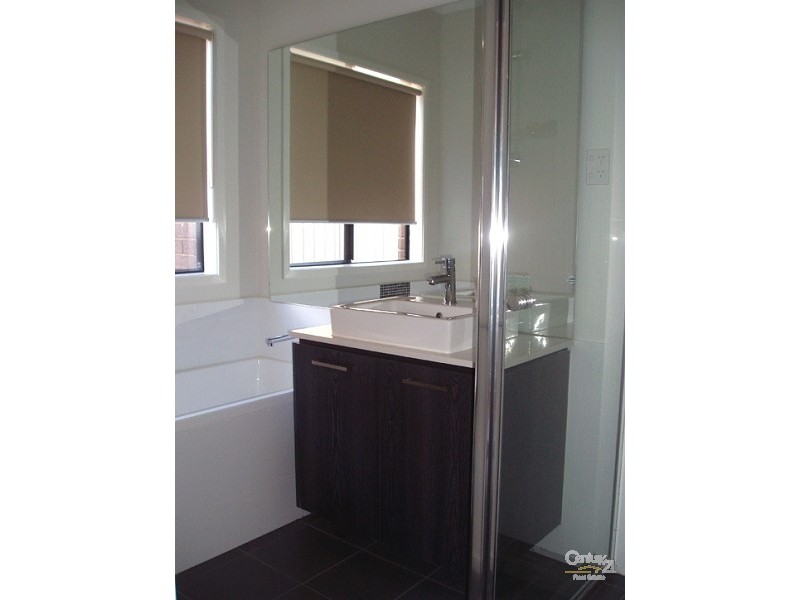 14 Cradle Mountain Drive, Craigieburn VIC 3064