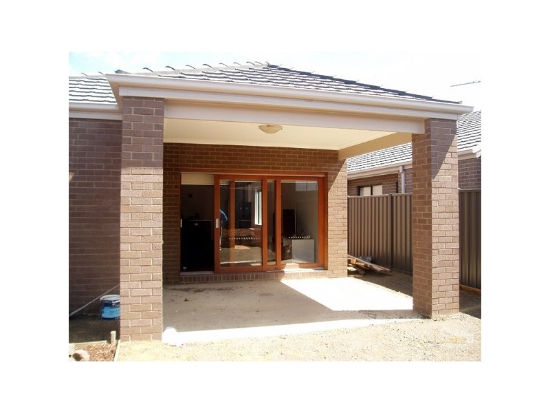 14 Cradle Mountain Drive, Craigieburn VIC 3064