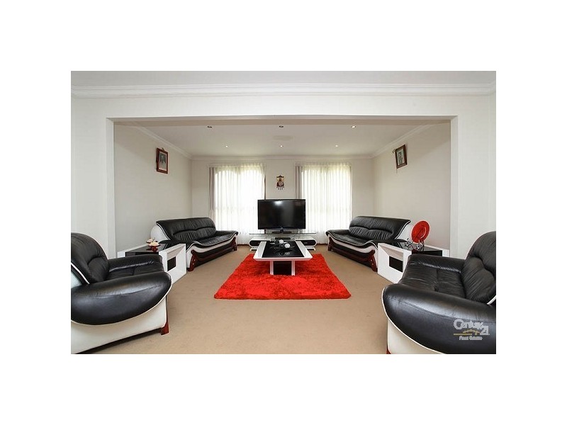 2 Nourell Court, Meadow Heights VIC 3048