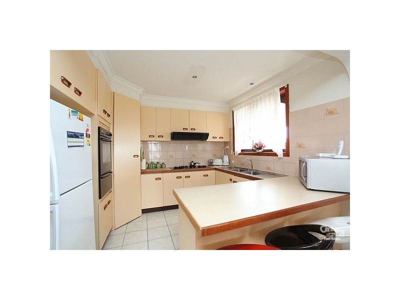 2 Nourell Court, Meadow Heights VIC 3048