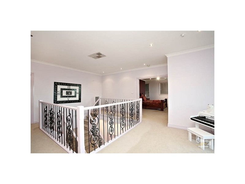 26 Excelsior Heights, Craigieburn VIC 3064