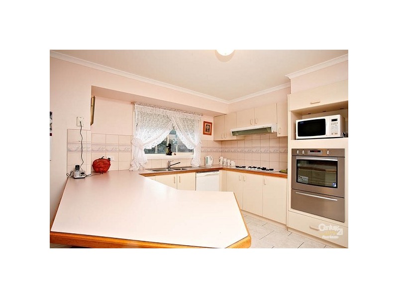 70 Dianne Avenue, Craigieburn VIC 3064