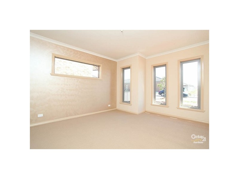 6 Densham Way, Craigieburn VIC 3064