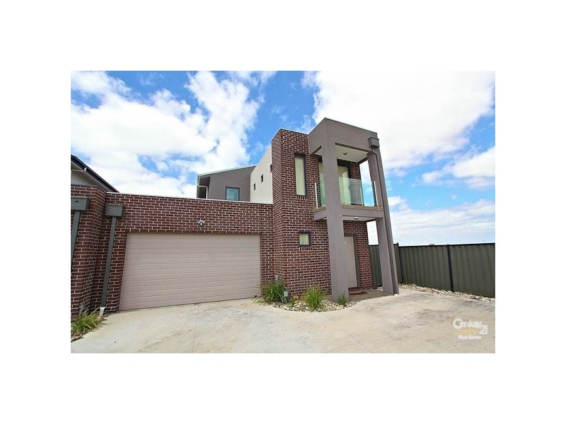 12/5 Korab Place, Roxburgh Park VIC 3064